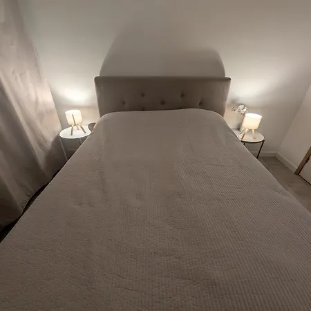 Huoneisto Remontoitu Kaksio Helsingissä - Juna 12min Helsinki